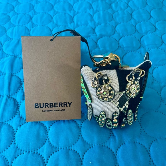 Burberry Accessories - BNWT. Burberry Mavis Owl Creature Bag Charm. AUTHENTIC!